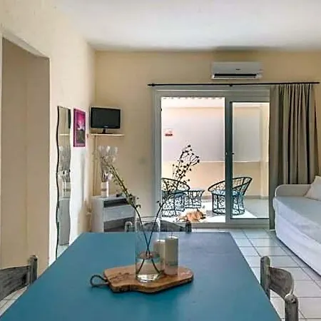 Fantastico Baia De Bahas One Bedroom Four Sleeps Child Num0883 فندق