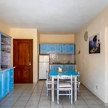 Fantastico Baia De Bahas One Bedroom Four Sleeps Child Num0883 Hotel 4*